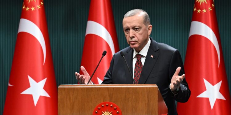 Erdogan: Türkiye continues to grow to be among the 10 largest economies in the world