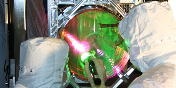 Experiment could test quantum nature of large masses for first time