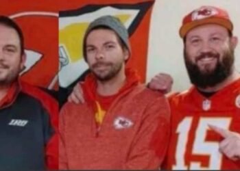 Frozen to death: three thirty-year-olds found frozen in their friend’s backyard