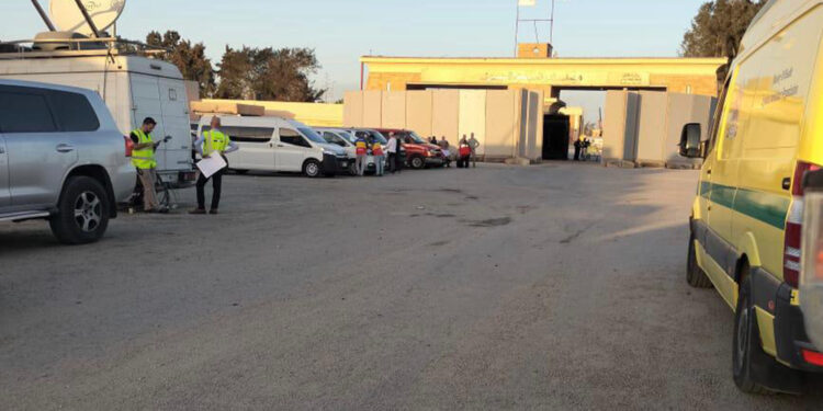 Le Monde: Escape from the hell of Gaza for $7,000 per person