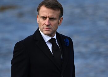 Macron calls on Israel to avoid escalation following the assassination of Al-Arouri