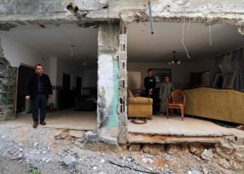 Massive night raids in the West Bank and military closure of Tulkarm camp