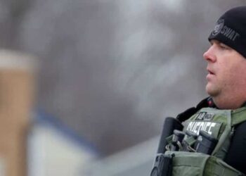 One dead, five injured in Iowa shooting;  the shooter is a 17 year old student