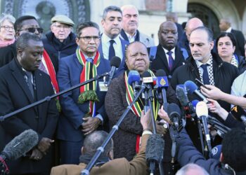 South Africa defends its recourse to international justice and calls for an end to funding the Israeli war