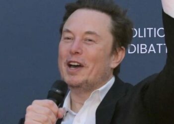 SpaceX takes legal action to avoid hearing of anti-Musk ex-employees