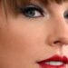 Taylor Swift, fake straight?  An article causes controversy