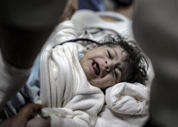 The audience of the platforms demands the return of a Palestinian baby who was kidnapped by an Israeli soldier