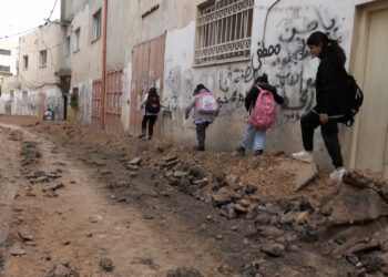 The occupation forces destroy the infrastructure in the city and camp of Jenin