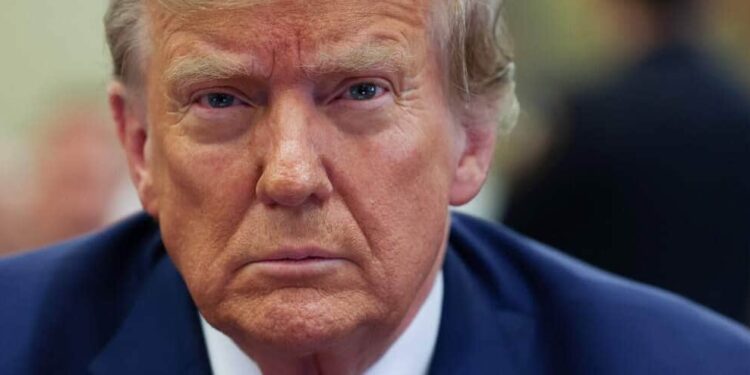 Threatened with expulsion at his trial: “I would love that,” says Donald Trump