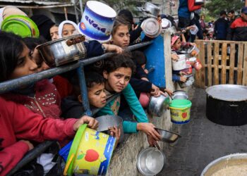 UNRWA and the World Food Program warn of famine in Gaza