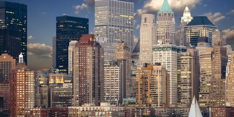 US air pollution rates falling, but pockets of inequity remain: study