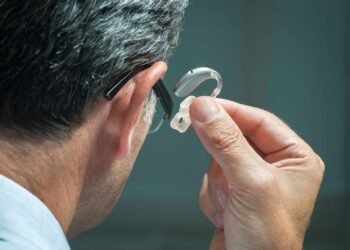 Wearing a hearing aid could help you live longer