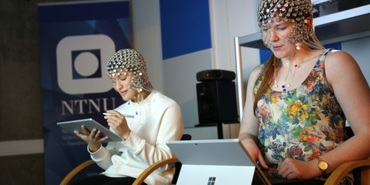 Writing by hand may increase brain connectivity more than typing on a keyboard