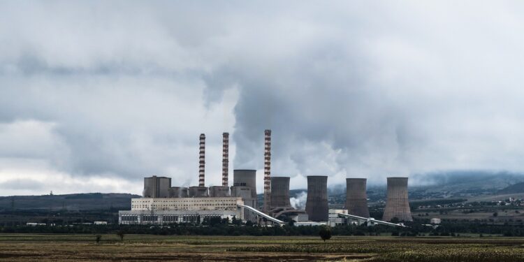 A county-by-county study maps the effects of the energy transition on employment