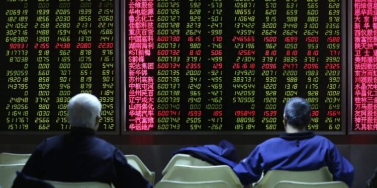 As economic problems worsen, China faces a stock market crisis