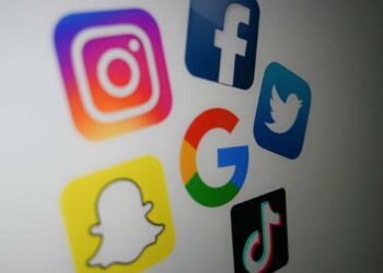 Ban social media for children?  A bill is controversial in Florida