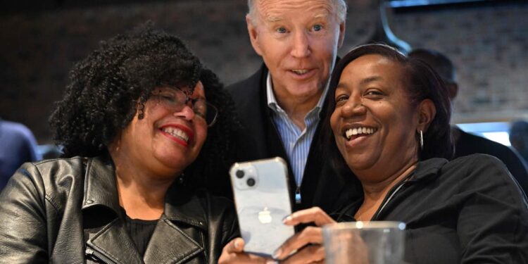 Biden faces the test of black voters in South Carolina
