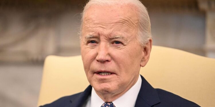 Biden warns Congress of ‘terrible’ cost of not helping Ukraine