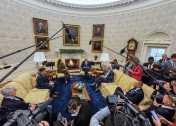 Biden warns elected officials of Congress of the “terrible” cost of not helping Ukraine