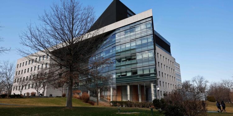 Billion-dollar donation: Bronx medical school waives lifetime tuition fees