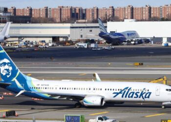 Boeing: 737 fuselage conformity problem, possible delivery delays