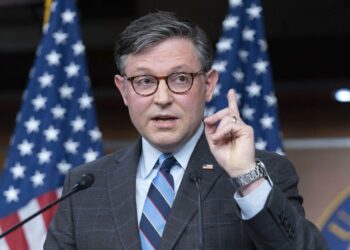 Defying Biden, Republican opposition blocks aid to Ukraine