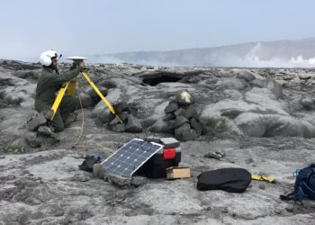 In Kilauea, Hawaii, little stresses add up