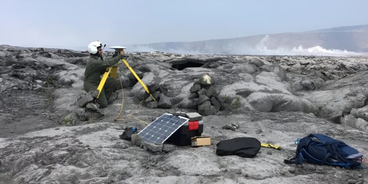 In Kilauea, Hawaii, little stresses add up