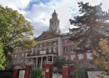 ‘Inappropriate relationship’: Former prodigy turned teacher took student to toilet