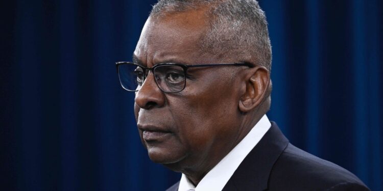 “It was a mistake”: Pentagon chief apologizes for keeping hospitalization secret