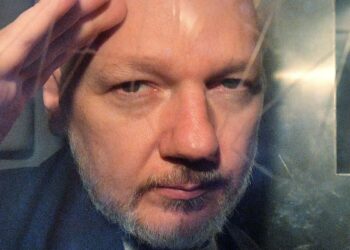 Julian Assange’s defense fights for last appeal against his extradition