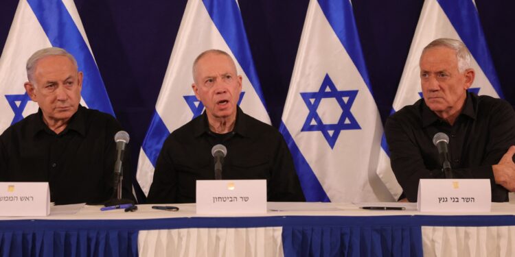 Maariv: Hamas is still the de facto ruler of Gaza and the war council lives in delusion