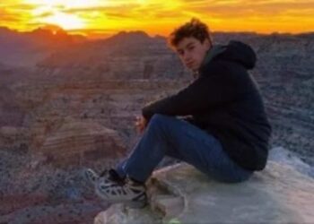“No view is worth your life”: Young man falls to death for photo while hiking