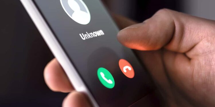 Phone calls with AI-generated voices banned in the US