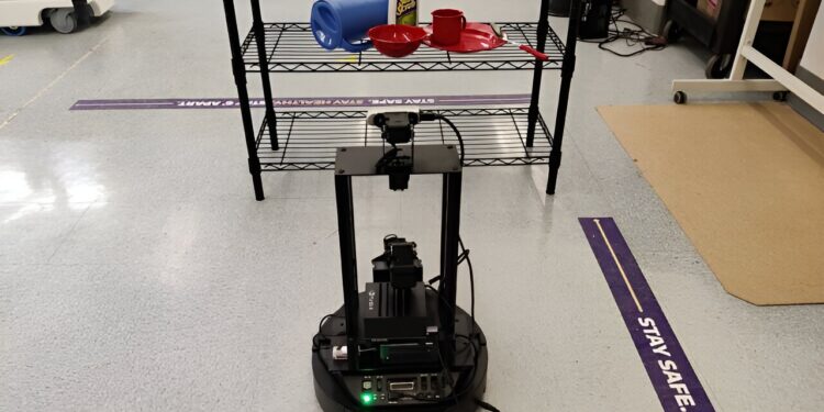 Researcher explains how newly developed method can help robots identify objects in cluttered spaces