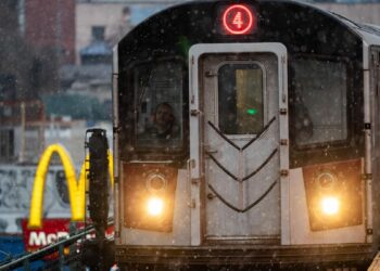 Shooting in a subway station: one dead and five injured in New York