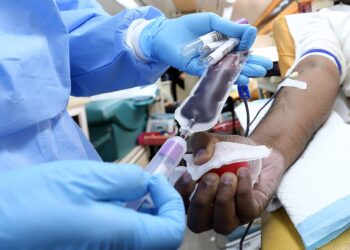 Study shows early success of new drug in treating rare, chronic blood cancer