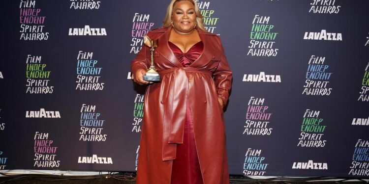 The “Holdovers” actress prefers not to imagine receiving an Oscar