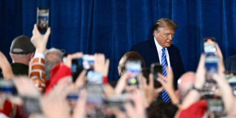 Trump’s complaint against author of report on alleged ties to Russia dismissed in London