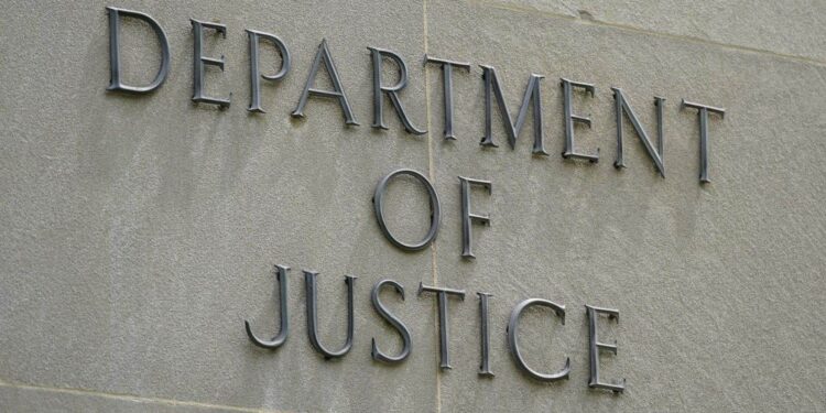 Two Canadians charged in U.S. in plot to assassinate Iranian dissident