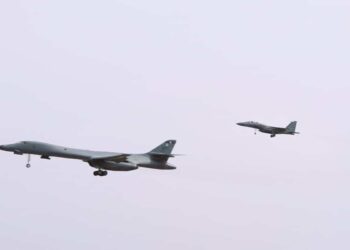 US carries out retaliatory strikes in Iraq and Syria