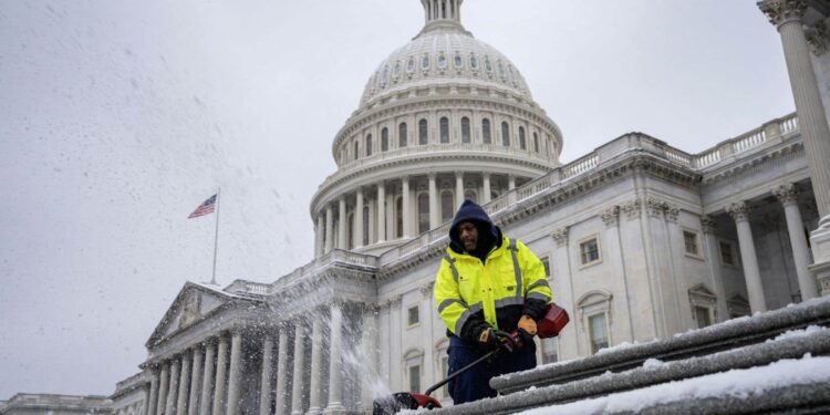 US immigration bill and Ukraine faces Republican opposition