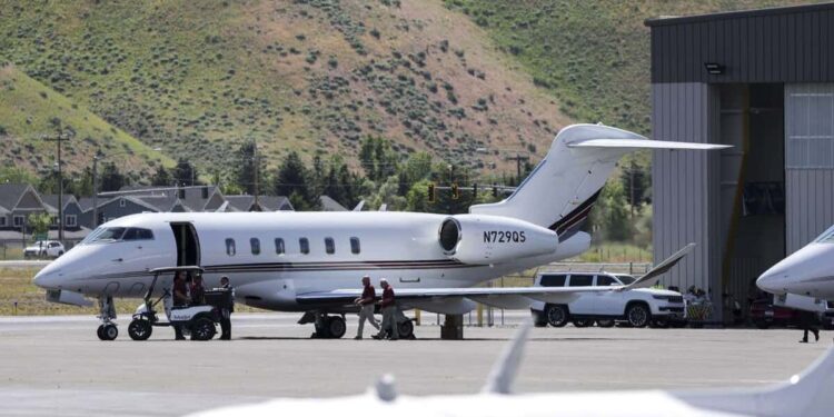 VIDEO |  3 dead, nine injured in Boise airport hangar collapse