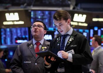 Wall Street hesitant, after the records