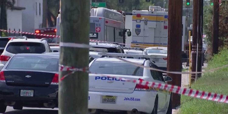 Florida: one dead, two injured in shooting in Jacksonville Beach