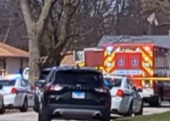 Four dead, including a teenager, in knife attacks in the United States