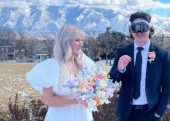 ‘I let him do it’: He wears a virtual reality headset to his own wedding