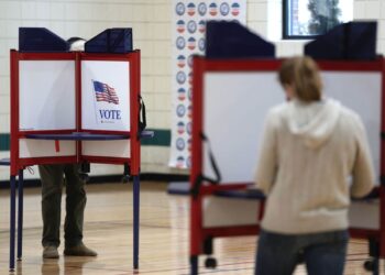 In Michigan, more than 100,000 Democratic voters cast blank ballots