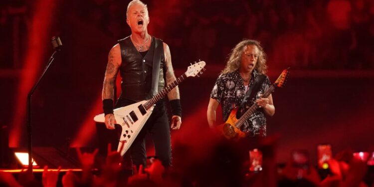 Justice cites Taylor Swift to dismiss Metallica against its insurer