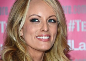 Stormy Daniels haunts Donald Trump… who sells Bibles
